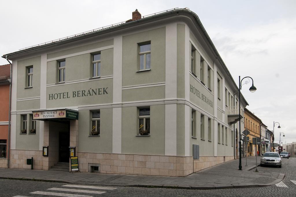 Hotel Beránek Blatná Exterior foto